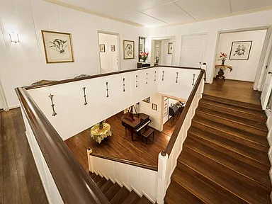 Plantation House - Upstairs Hallway